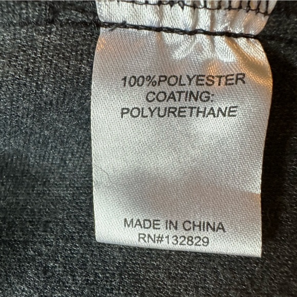 I.N.Studio black,faux leather mini skirt Slit in front real looking and feeling. - Picture 6 of 8